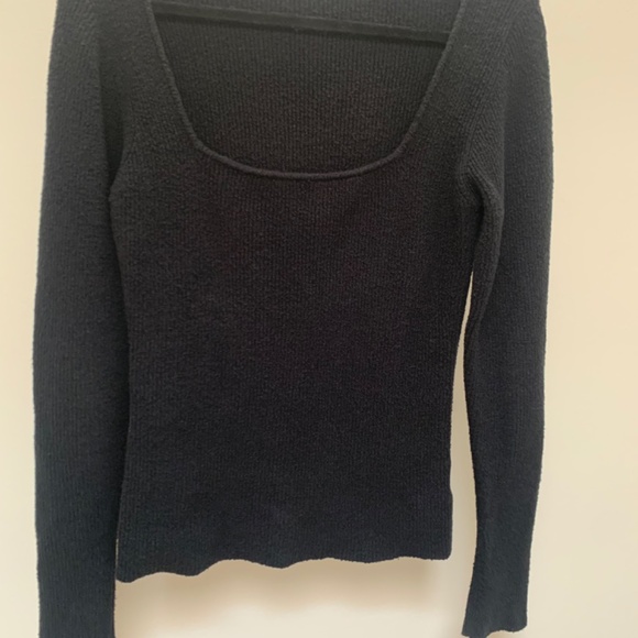 Aritzia Wilfred Kirsty Sweater - Black, Square Neck, Size M - Picture 6 of 11
